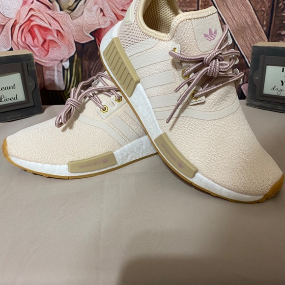 Adidas 7.5 NMD R1  Hybrid Hiker Magic Mauve GW9426 - Picture 5 of 14